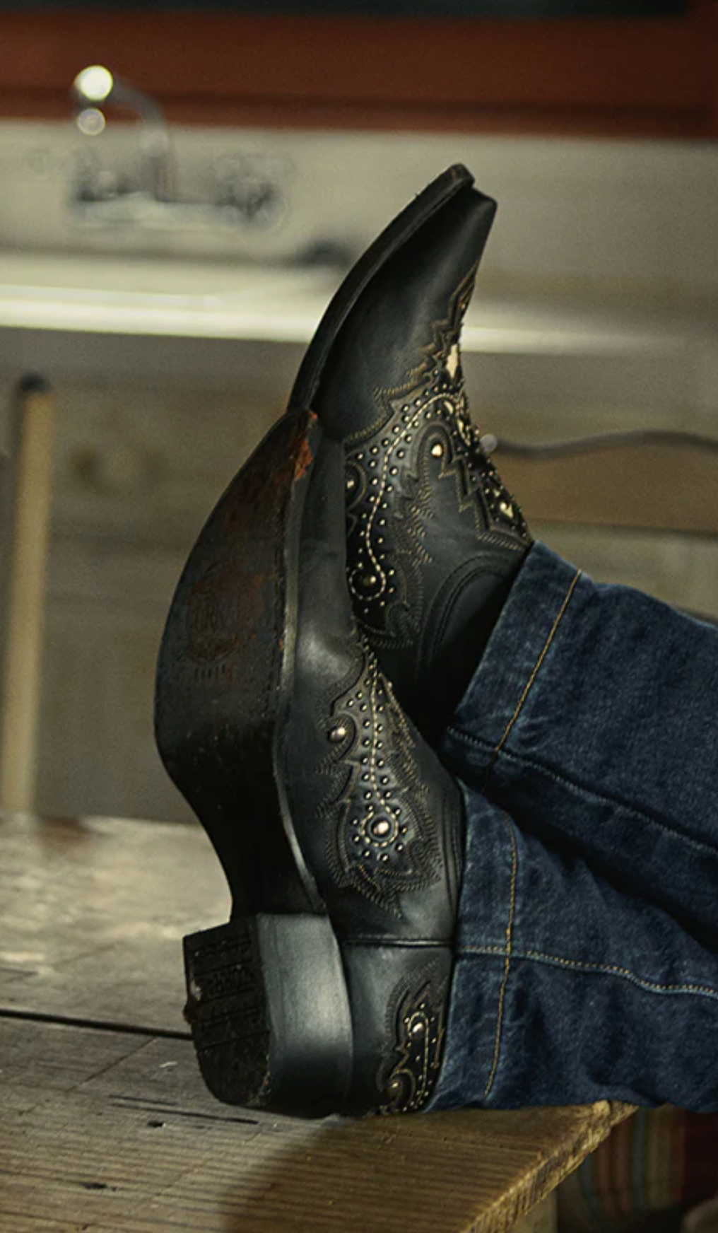 Les bottes de cowboy : de l’Ouest américain aux rues de nos villes