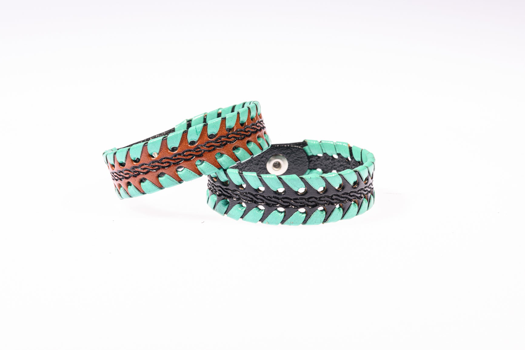 Black and turquoise leather bracelet