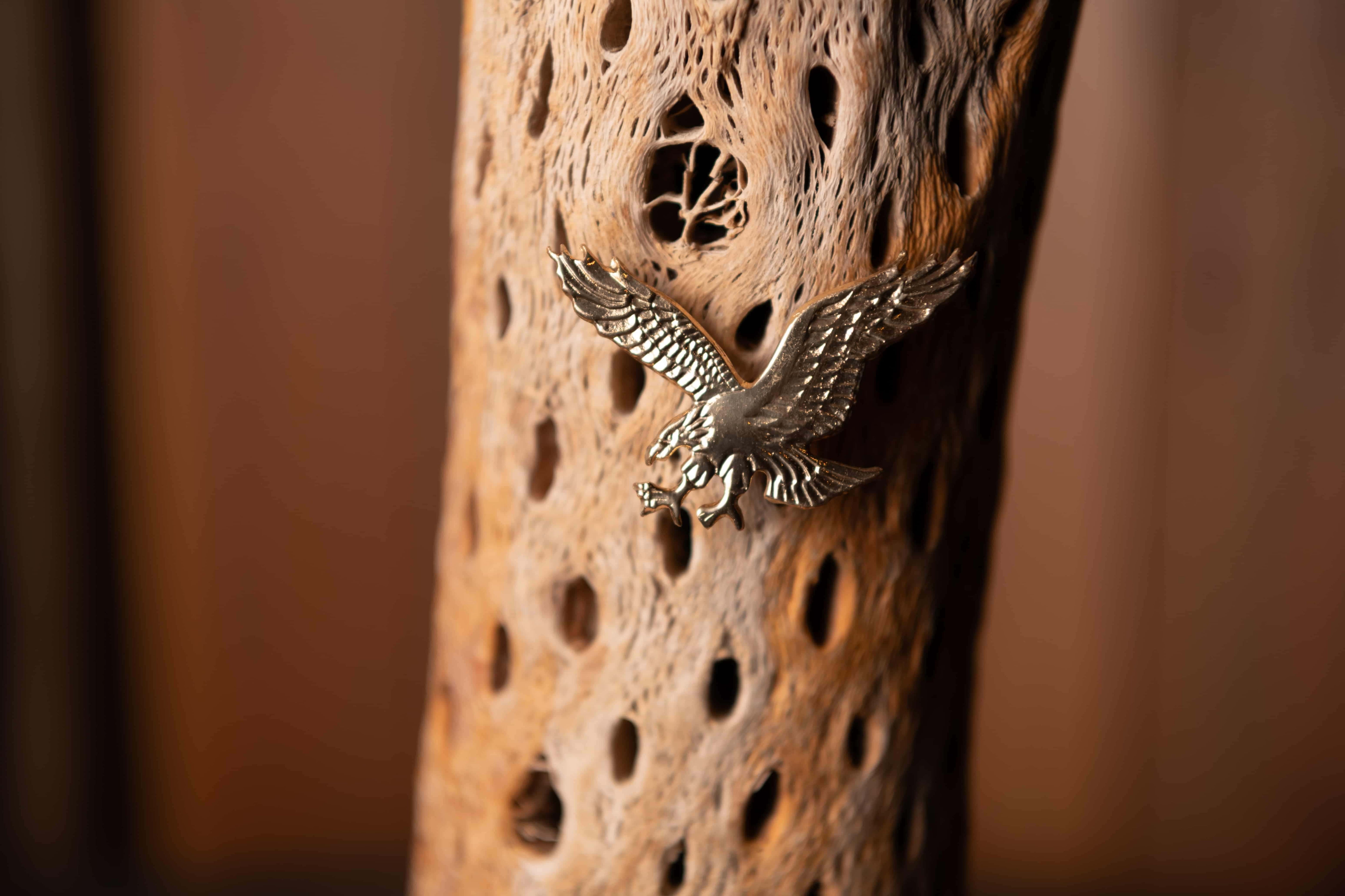 Bone hat band with black beads